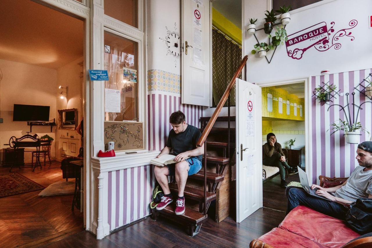 Baroque Hostel & Coworking Budapest Extérieur photo